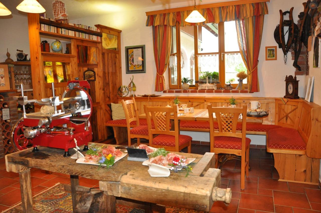 Bed and Breakfast Gmiatliche Stubm Лойперсдорф-бай-Фюрстенфельд Екстер'єр фото